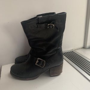 Frye heeled western boots